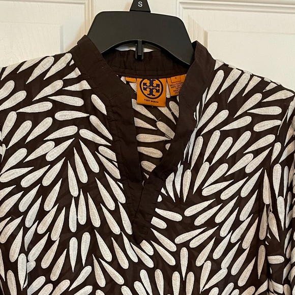 Top - Picture 2 of 2